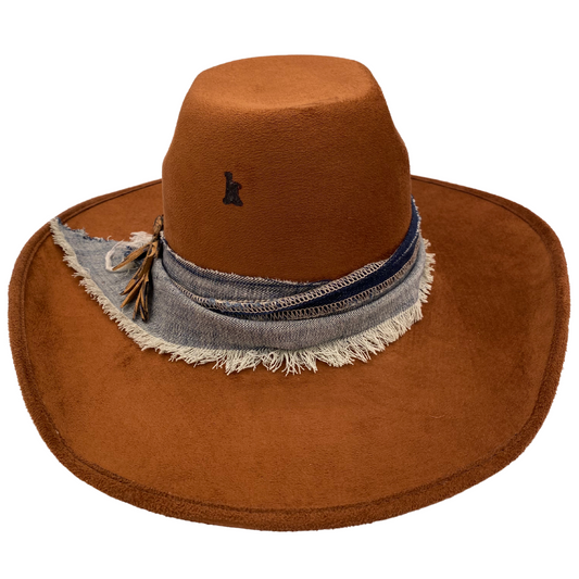 Buffalo Cowgirl